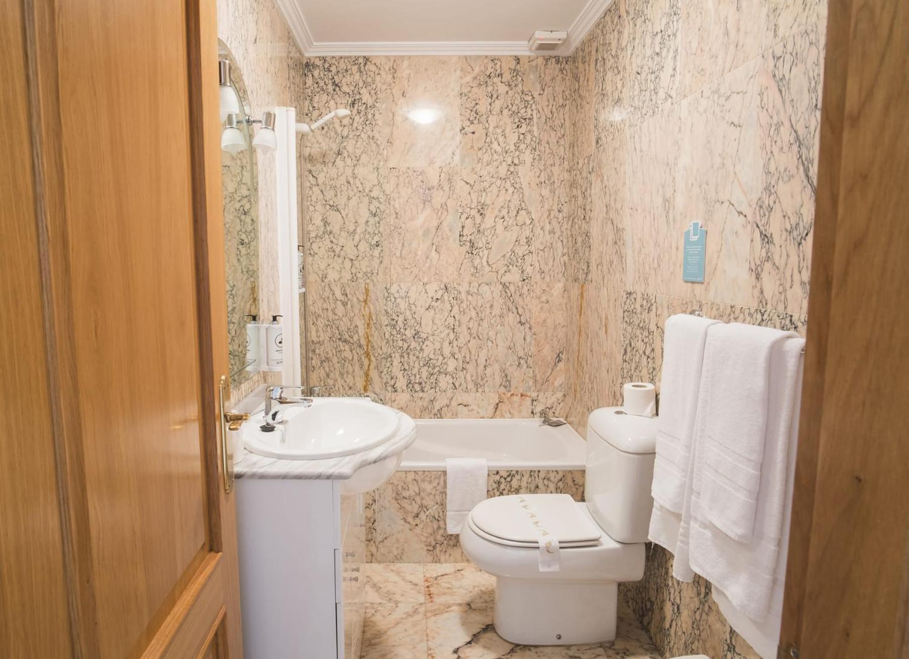 Alda Alpina Hotel Villanueva De Arosa Ngoại thất bức ảnh