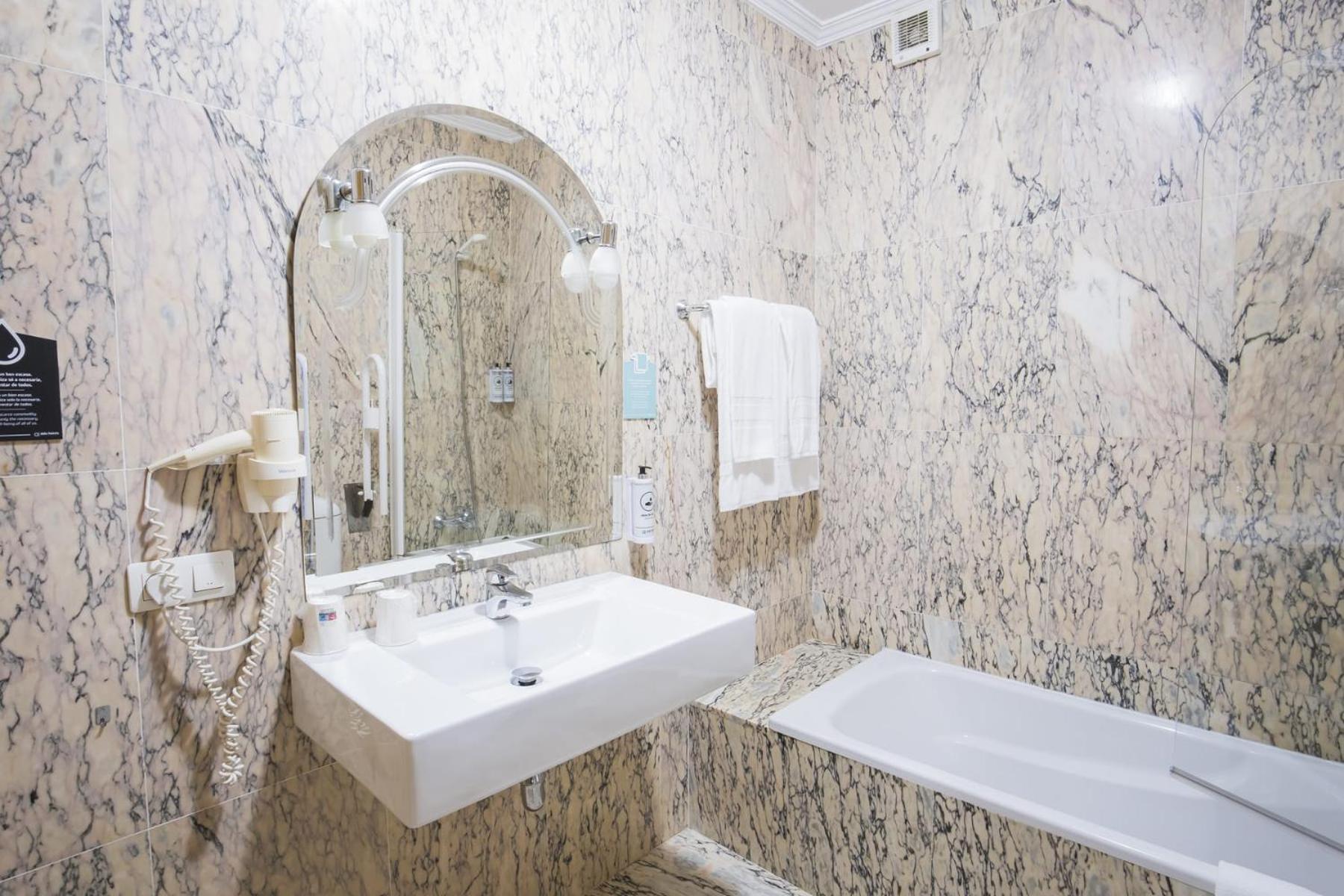 Alda Alpina Hotel Villanueva De Arosa Ngoại thất bức ảnh