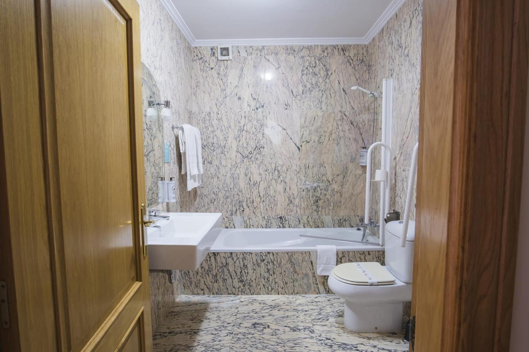 Alda Alpina Hotel Villanueva De Arosa Ngoại thất bức ảnh