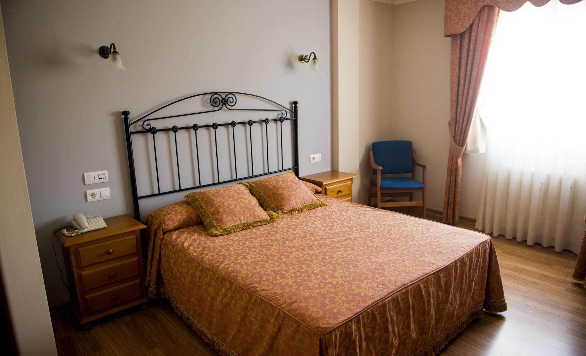 Alda Alpina Hotel Villanueva De Arosa Ngoại thất bức ảnh